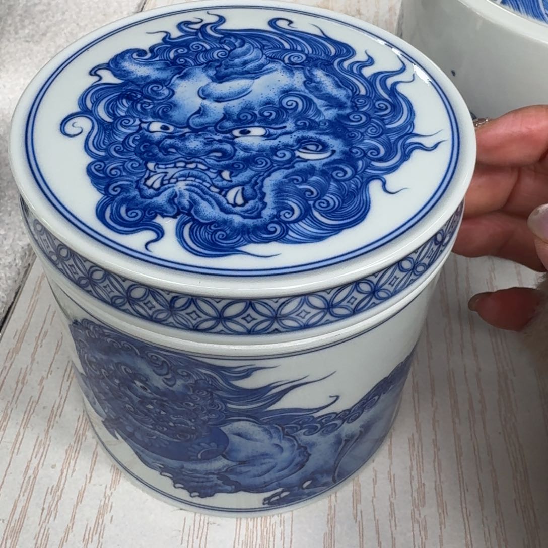 会*公景德镇陶瓷手绘茶叶罐