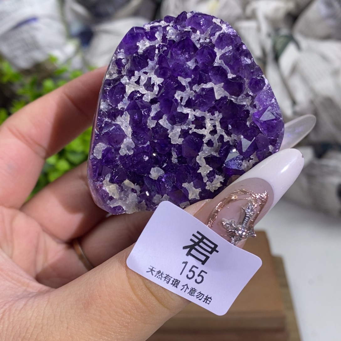 大型摆件（非配饰）未镶嵌紫晶