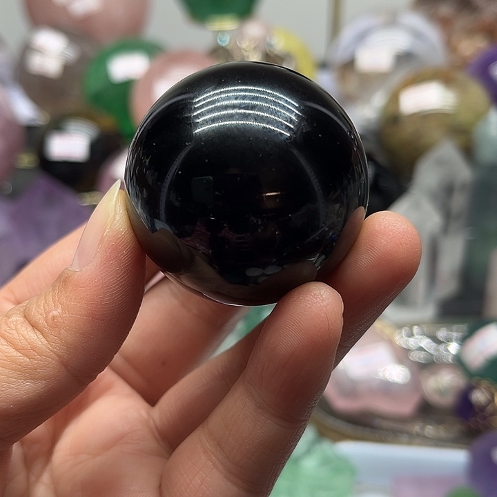 海***i未镶嵌珠宝半成品水晶95克球