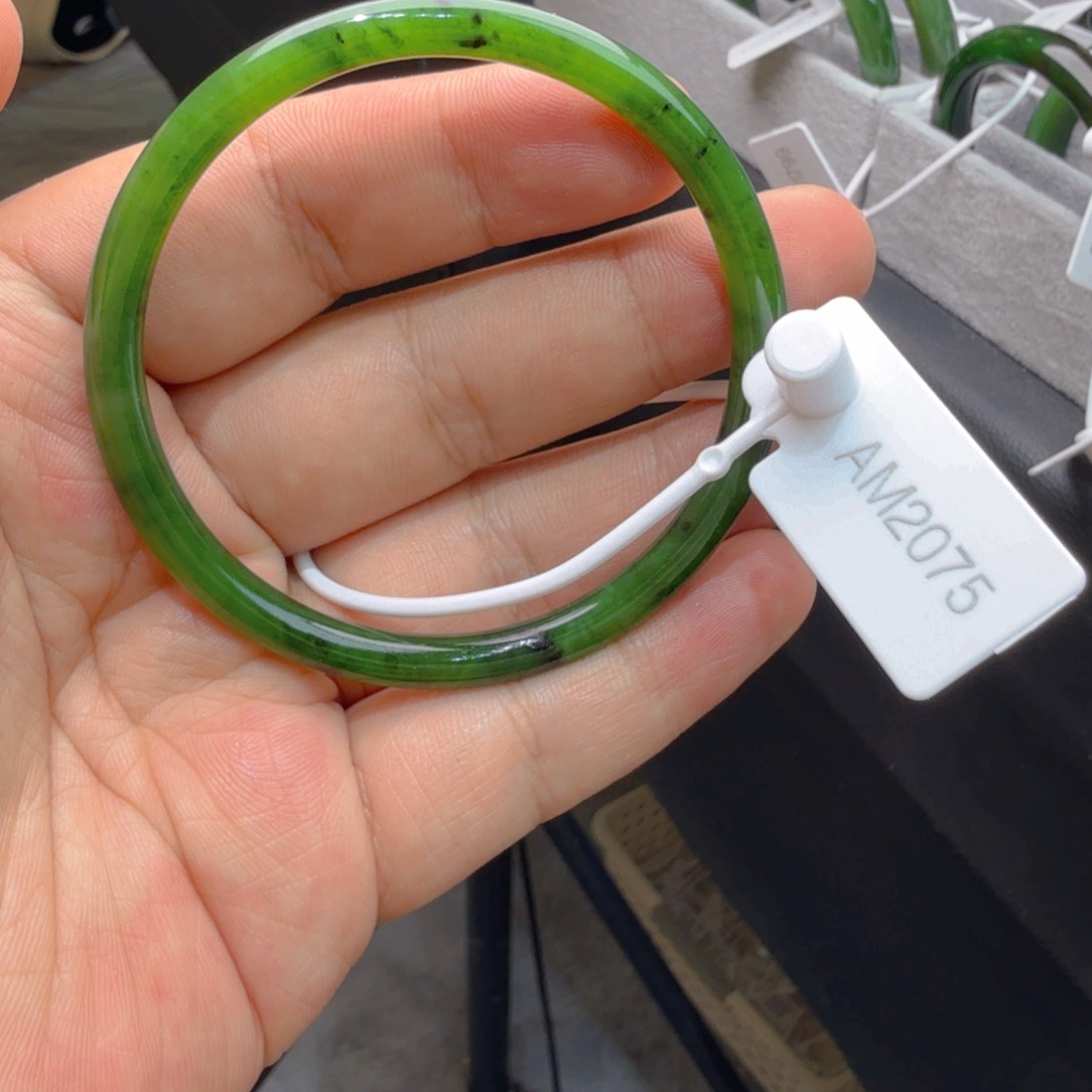 和田玉（碧玉）手镯未镶嵌60