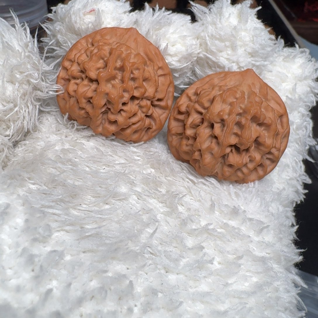 忽***间文玩核桃把件秦闷 尺寸38