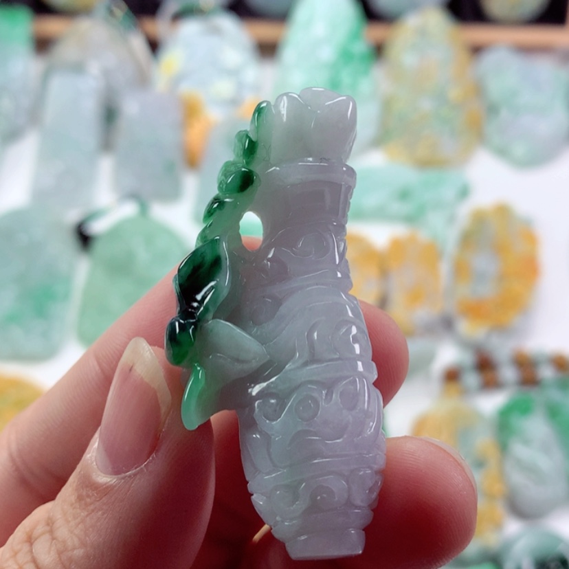 【闪购商品】翡翠吊坠(不含链)未镶嵌