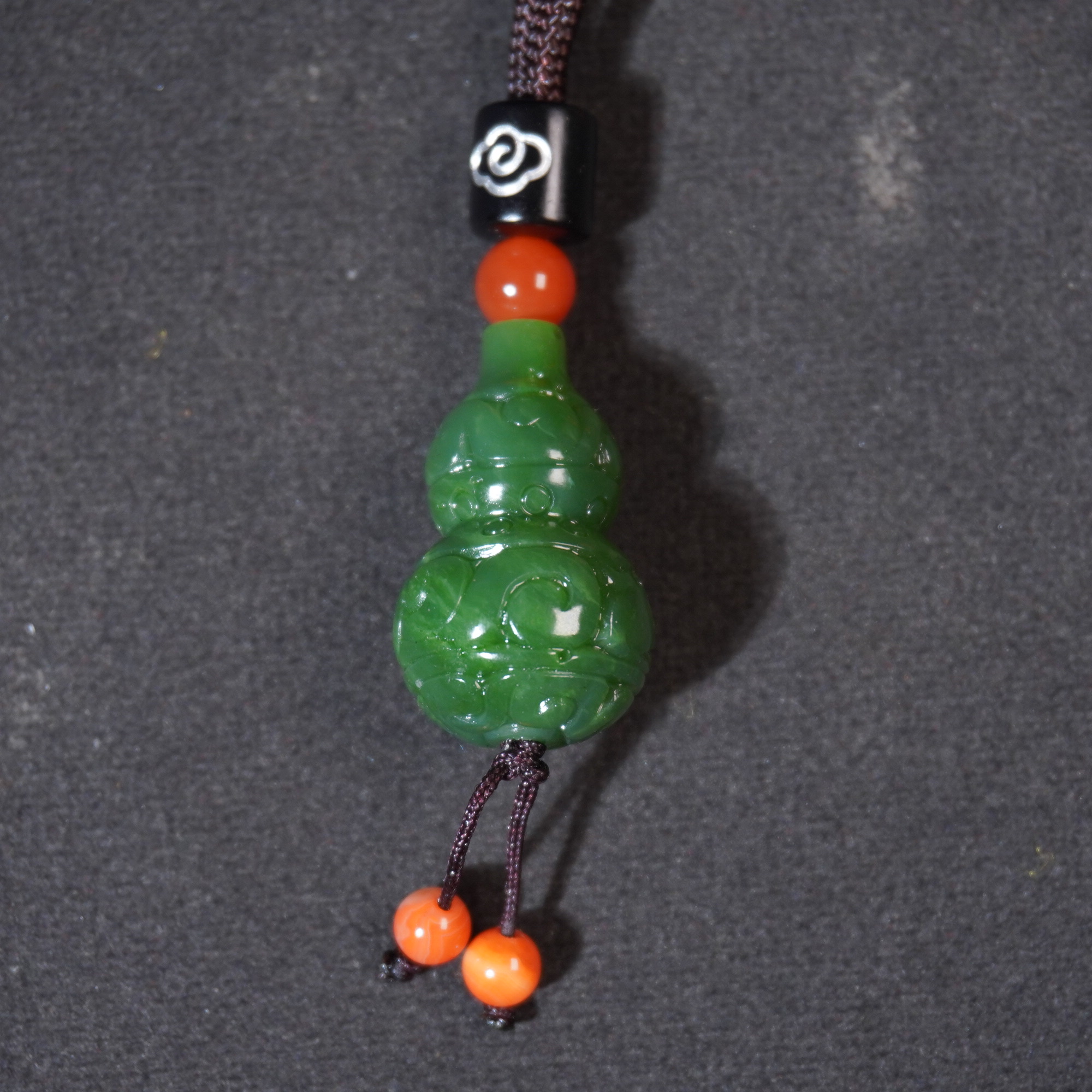 5SYN65 创汇 和田玉吊坠