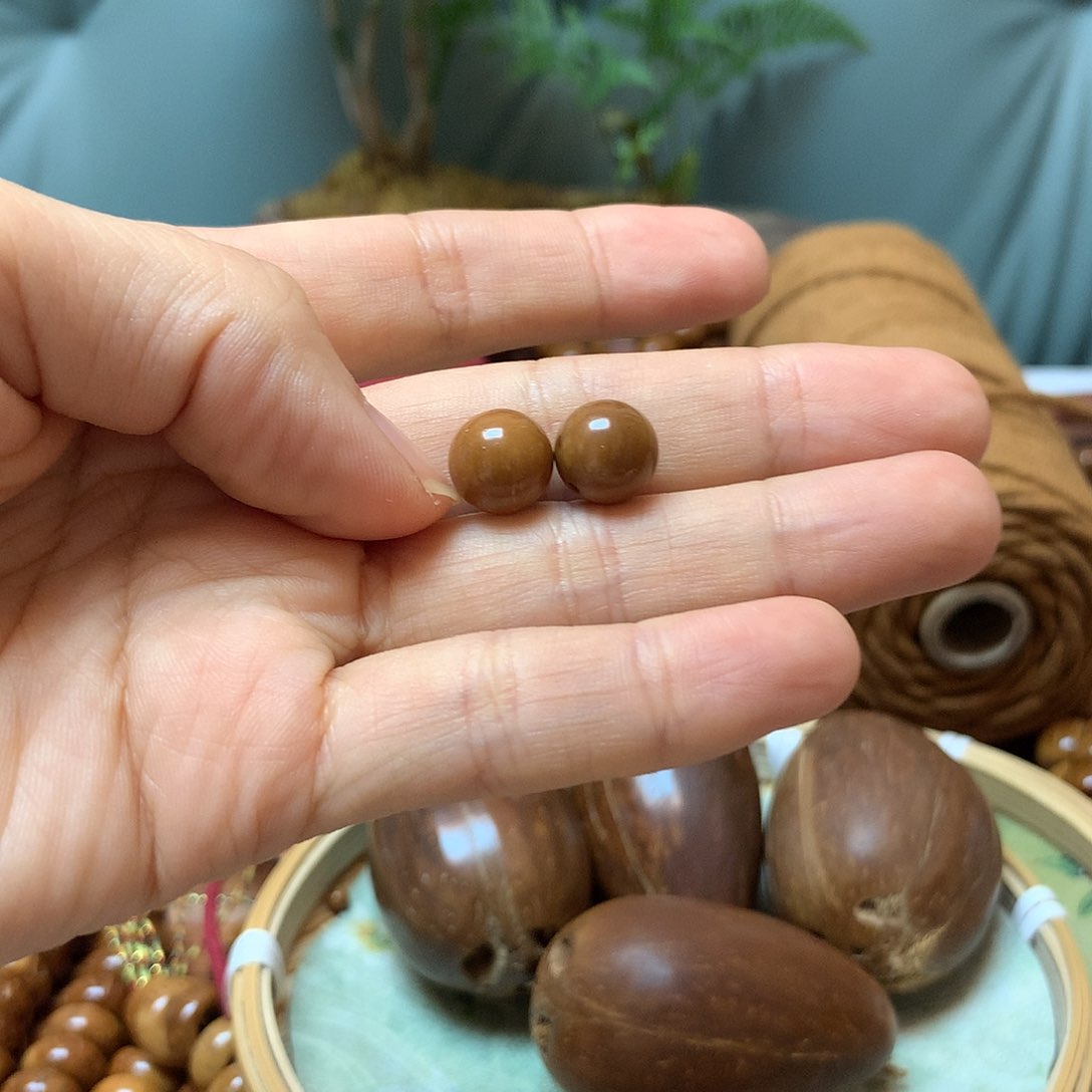 果皮咖***熊库克库克卡10圆珠2个