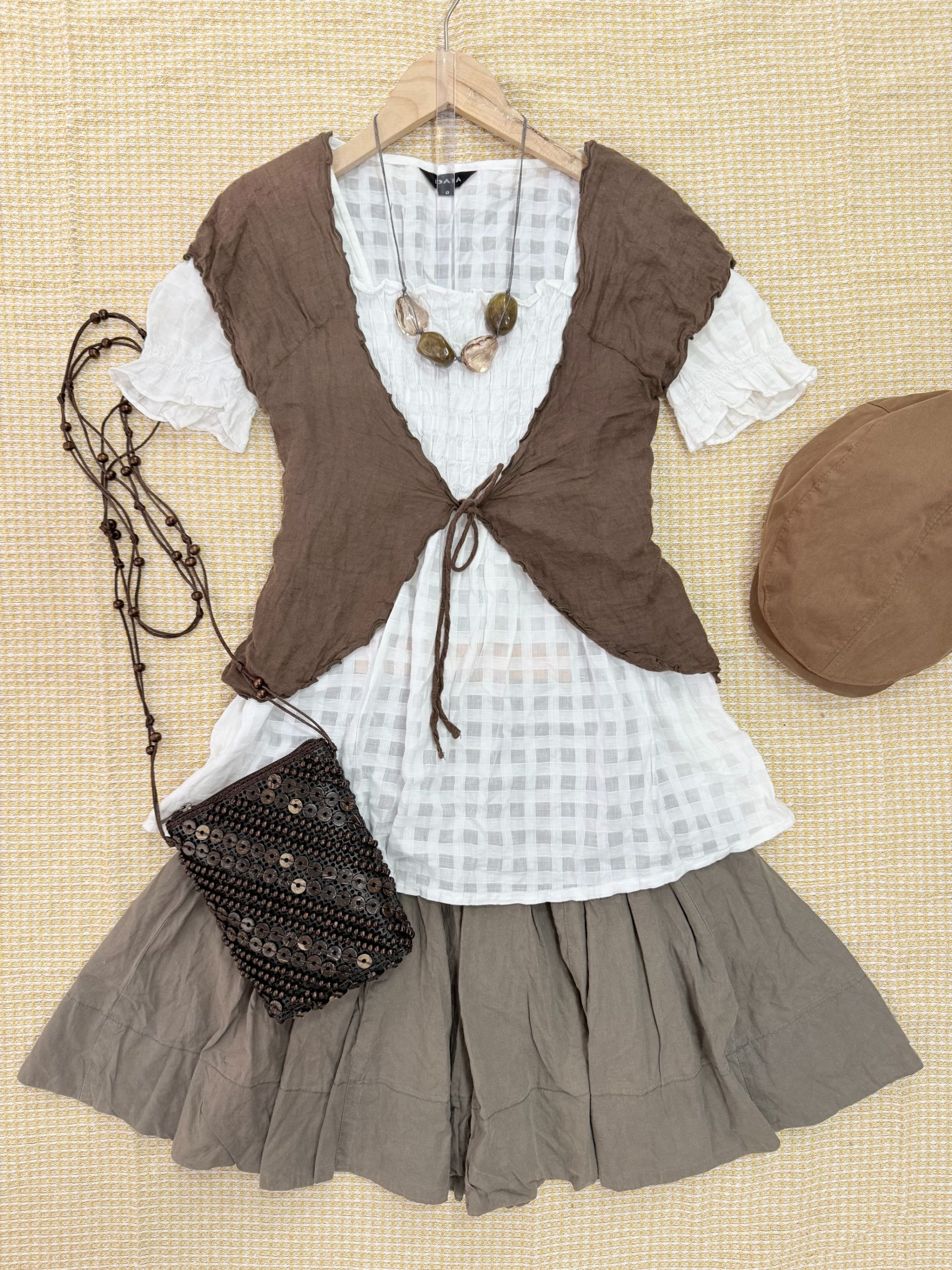 衣柜魔法橱 森系复古日系古早上衣 百搭吊带连衣裙甜妹