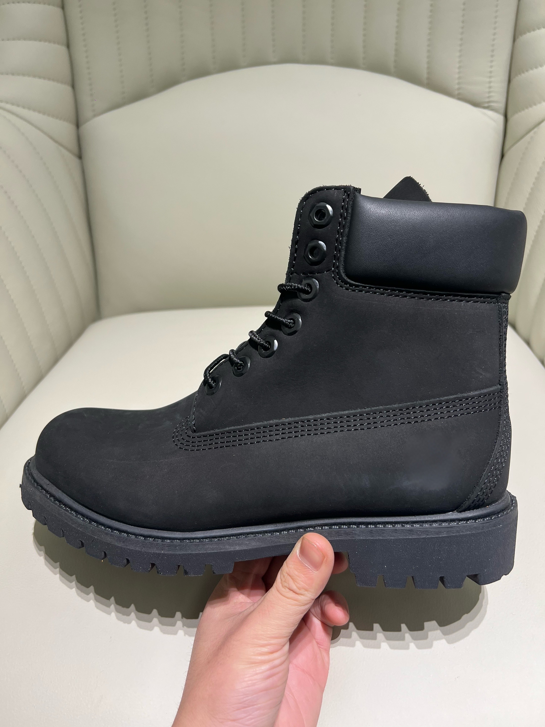 原单一体注塑户外经典款7孔踢不烂黑武士户外防水男款