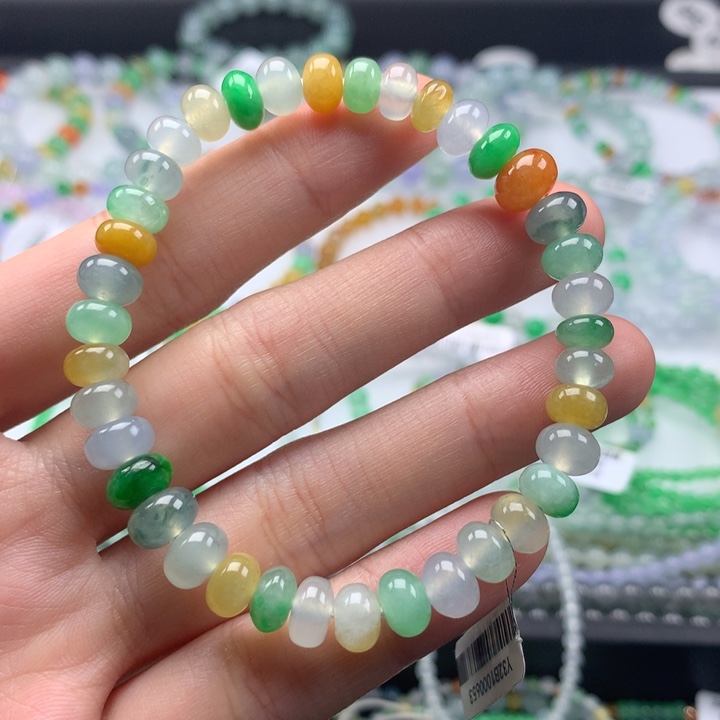 翡翠未镶嵌手镯卡