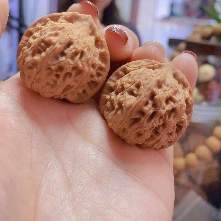 【闪购商品】文玩核桃把件37玉枕元宝