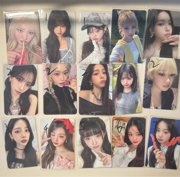 （国内现货）39.9混合女团小卡抽抽乐 （默认微瑕）