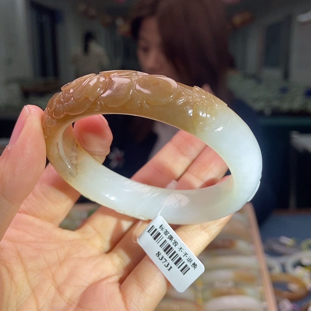 和田玉手镯未镶嵌珂****记55 56