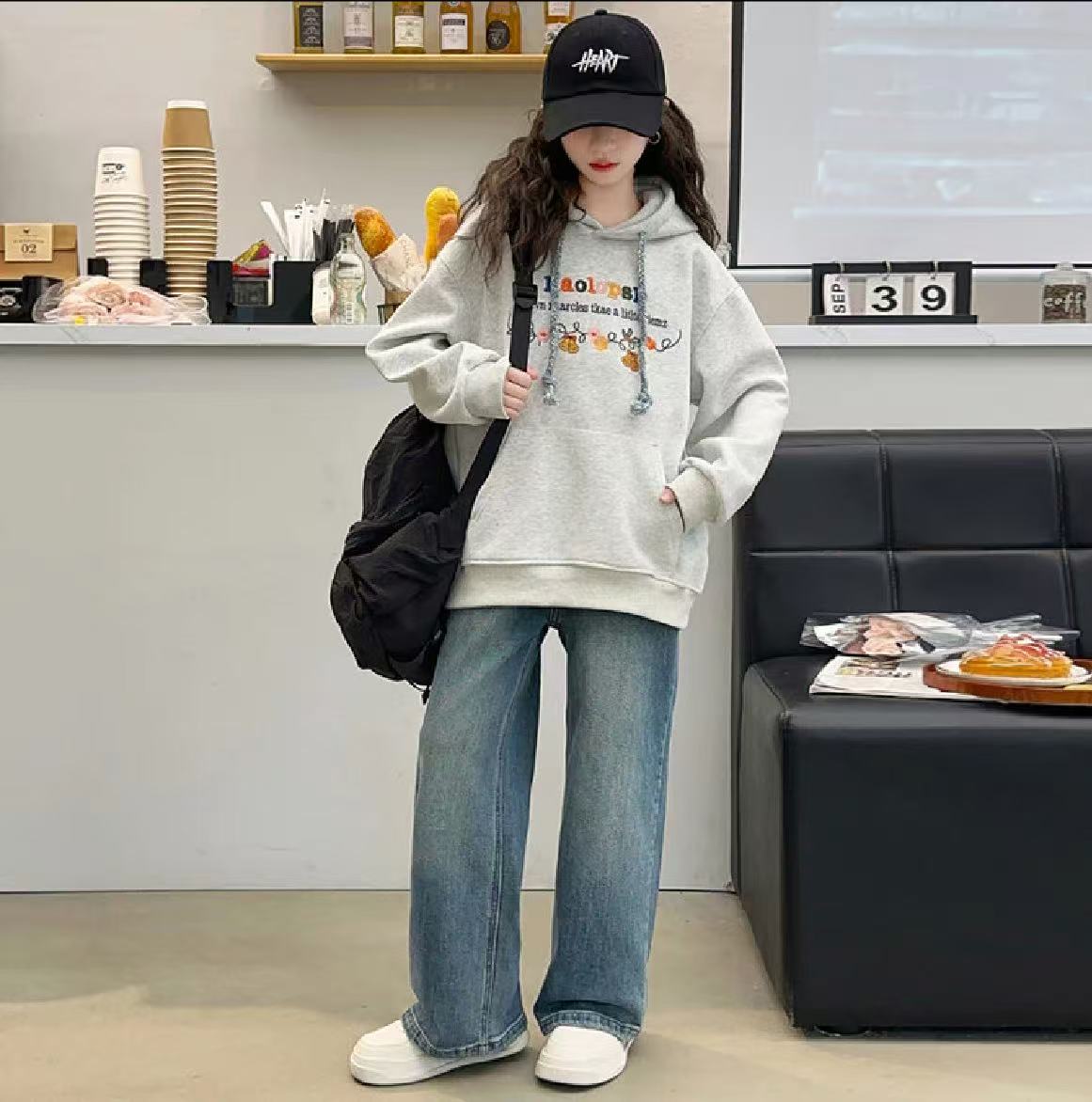 春秋卫衣牛仔裤&2025春季新款女童时尚设计中大童潮搭卫衣牛仔裤