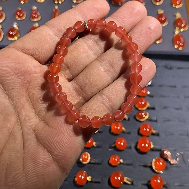 南红玛瑙手链未镶嵌