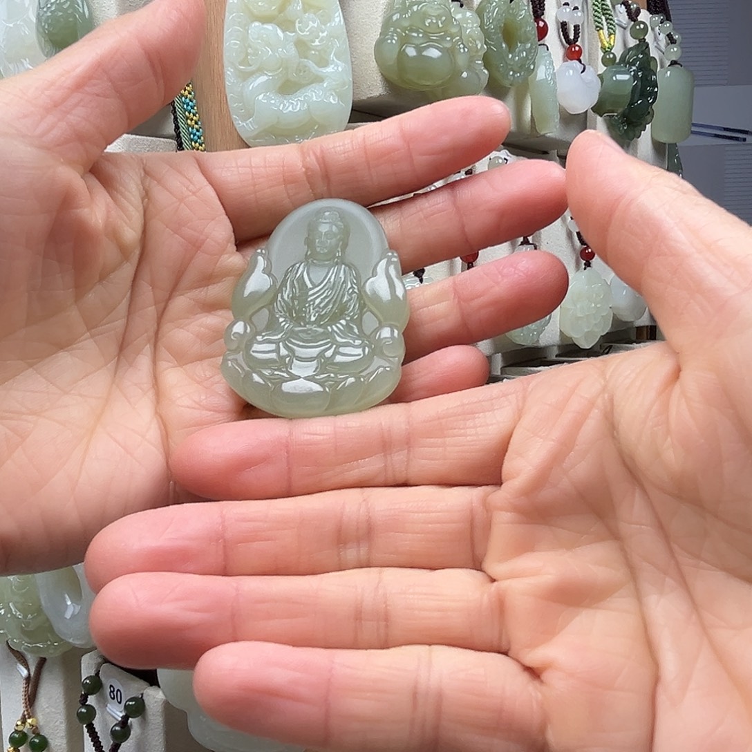 慧***慧和田玉未镶嵌颈饰