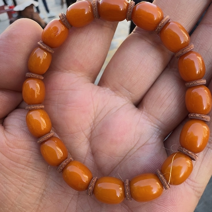 无非金属枣珠蜡手链