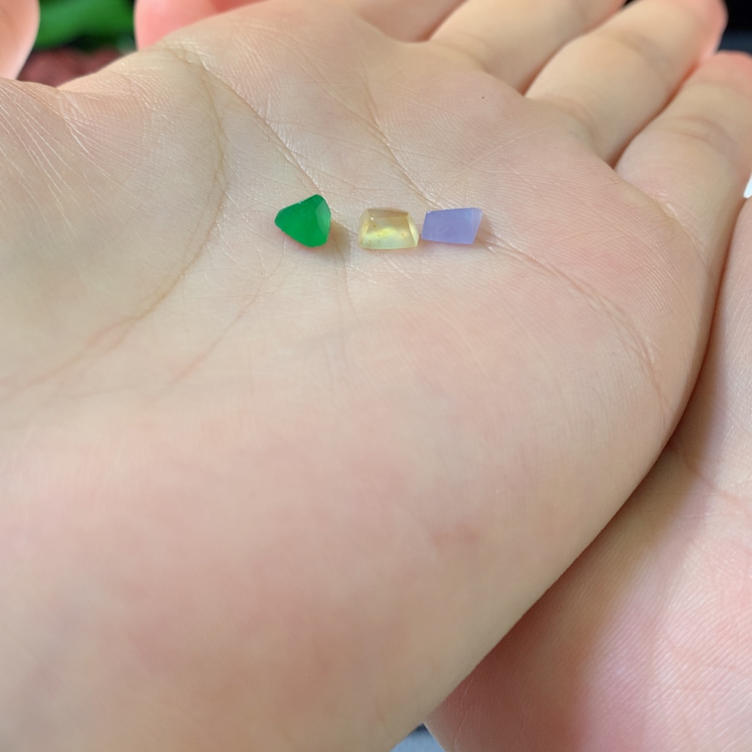 翡翠手串未镶嵌随行