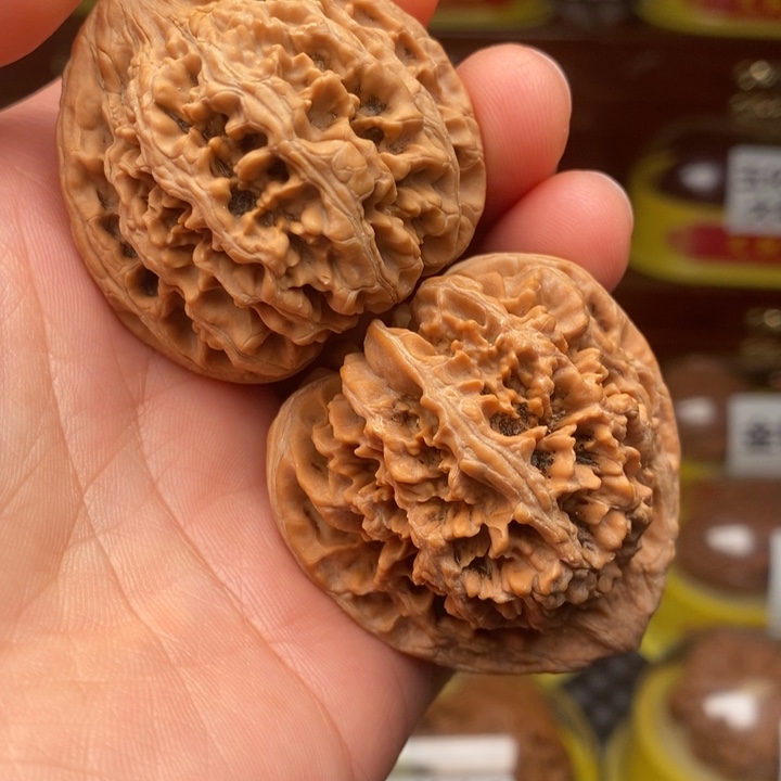 吊坠文玩核桃玉麒麟44