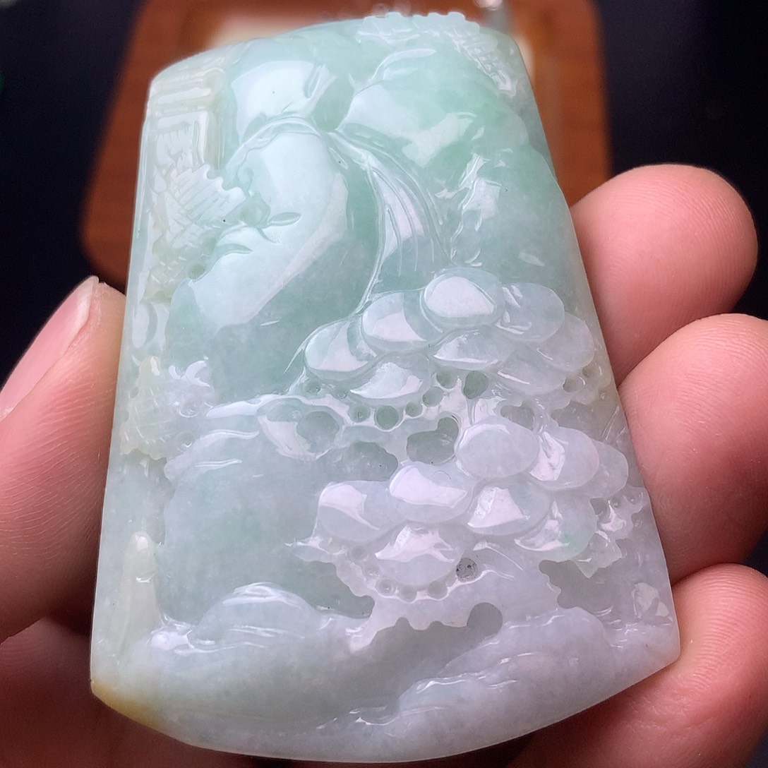 翡翠未镶嵌颈饰翡翠首饰和翡翠珠宝