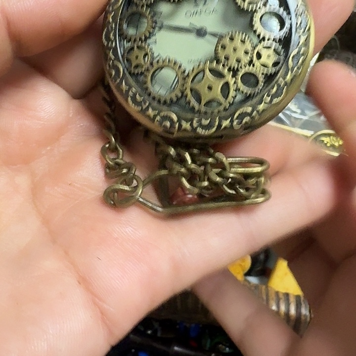 ****槿黄铜工艺品手串制作技艺