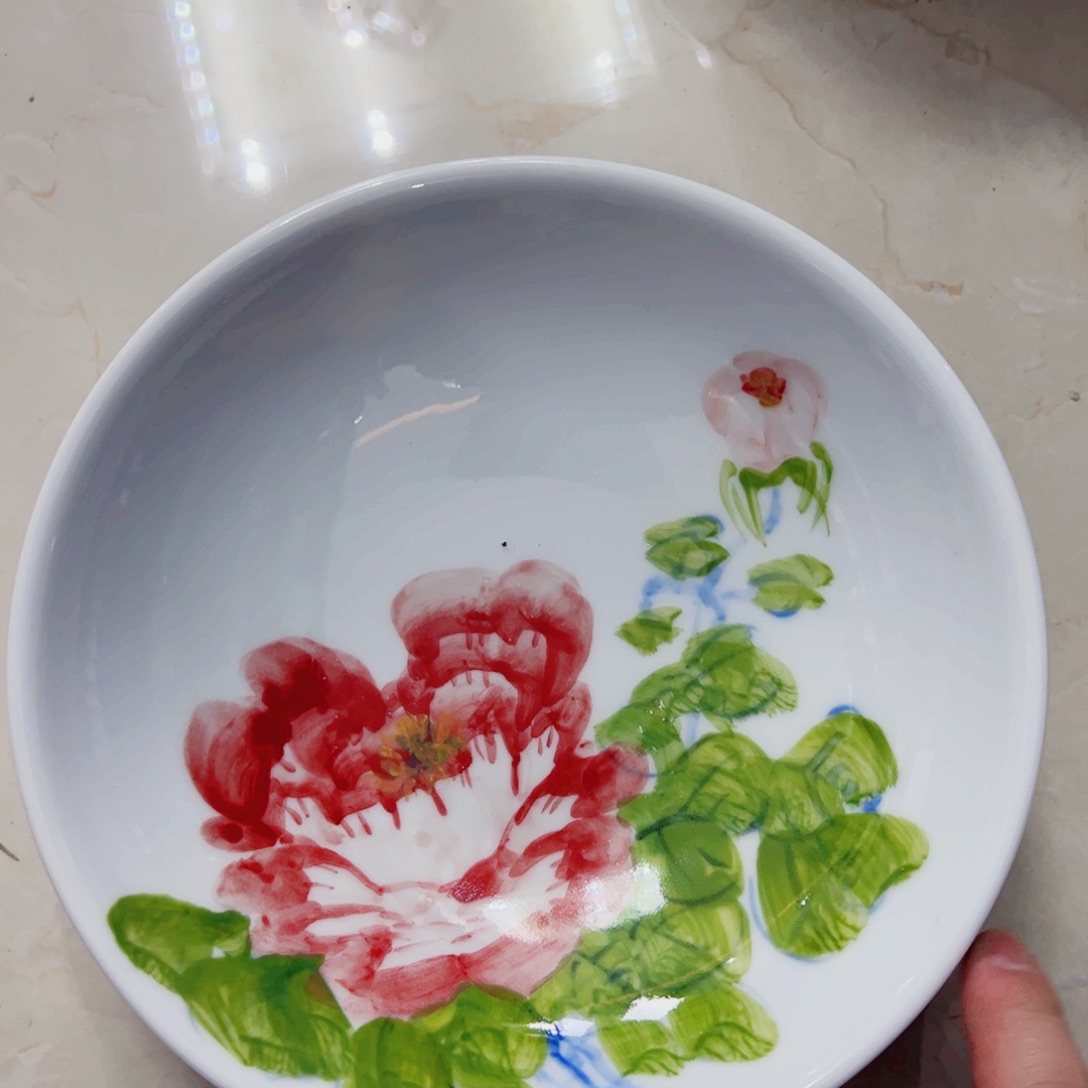 景德镇陶瓷手工手绘制作