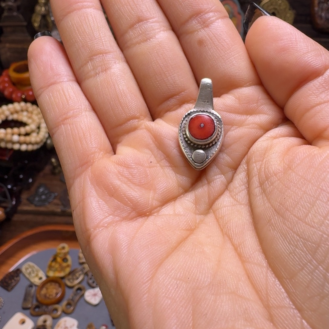 银S925………………………………………………