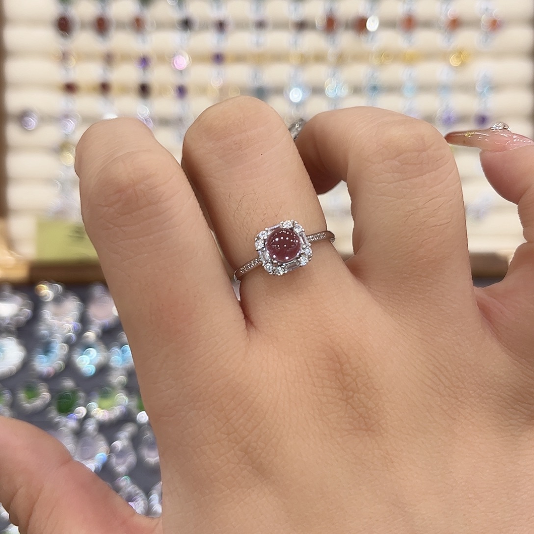 鸿****紫晶戒指银S925镶嵌