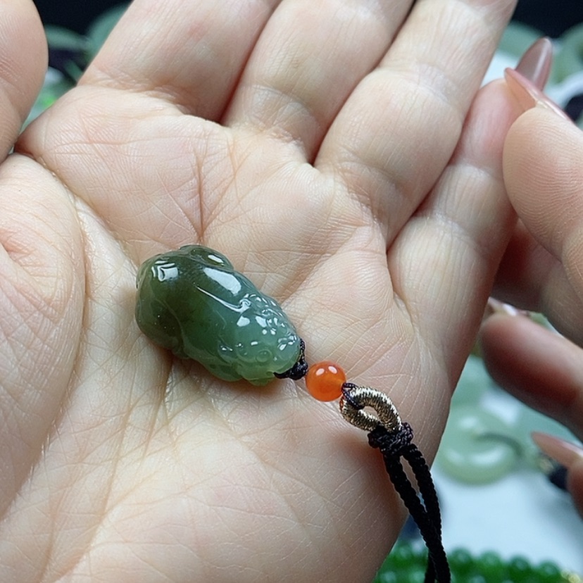 【闪购商品】和田玉（糖玉）颈饰未镶嵌