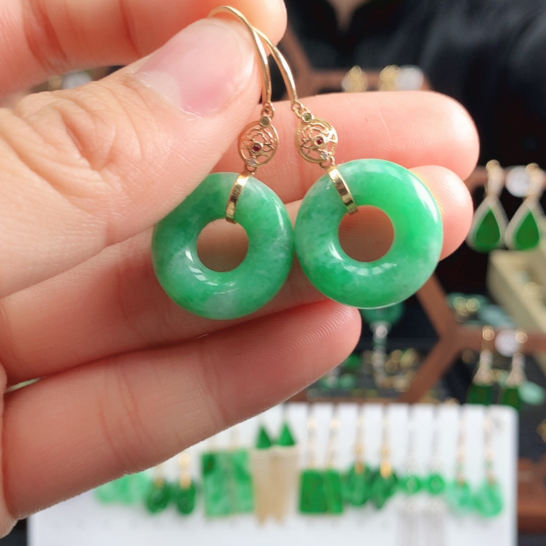 翡翠耳饰18K金镶嵌耳饰