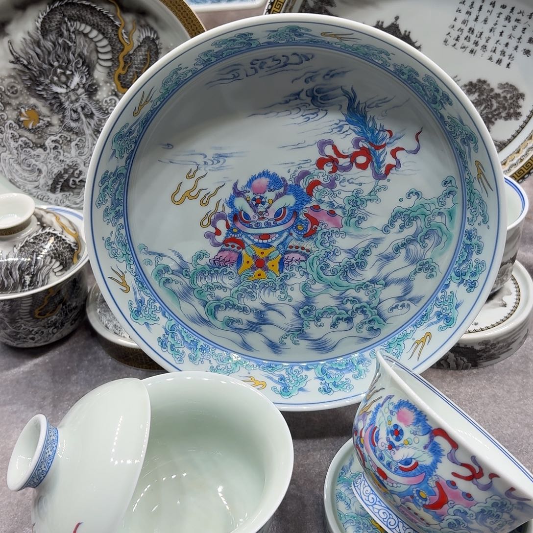 景德镇市和上海浦东新区的