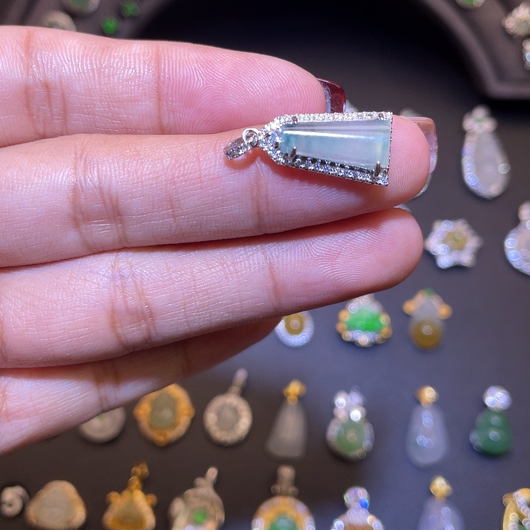 翡翠银S925镶嵌吊坠(不含链)