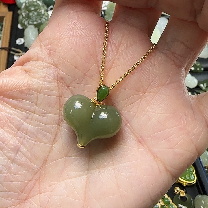 颈饰银S925镶嵌和田玉