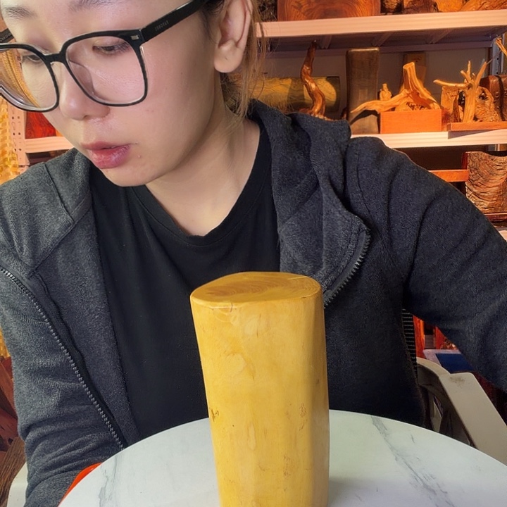 紫檀木类端景台向****?