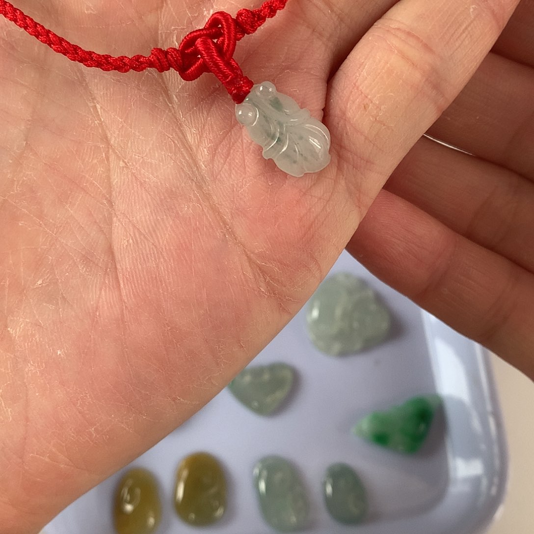 翡翠颈饰未镶嵌鱼