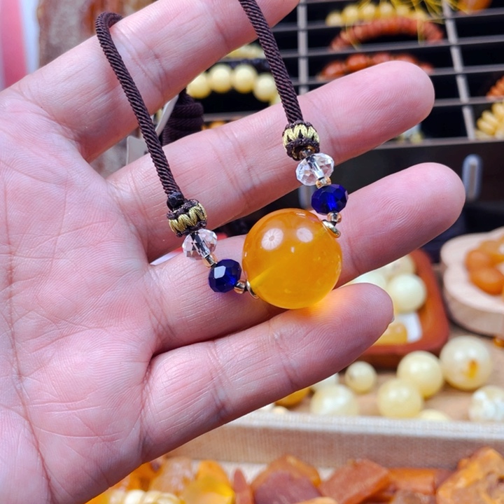 琥珀颈饰未镶嵌吊坠