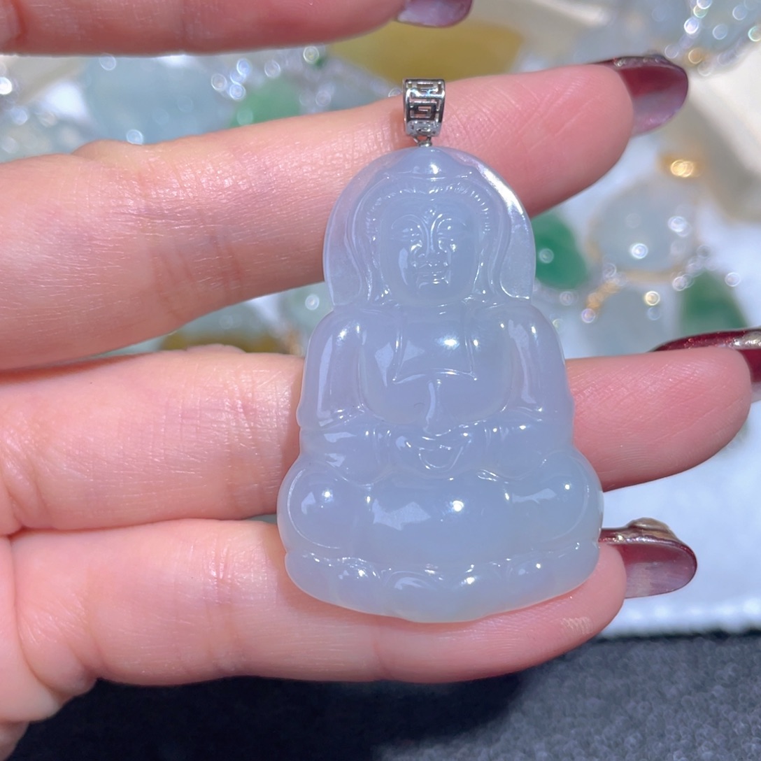 翡翠颈饰18K金镶嵌翡翠