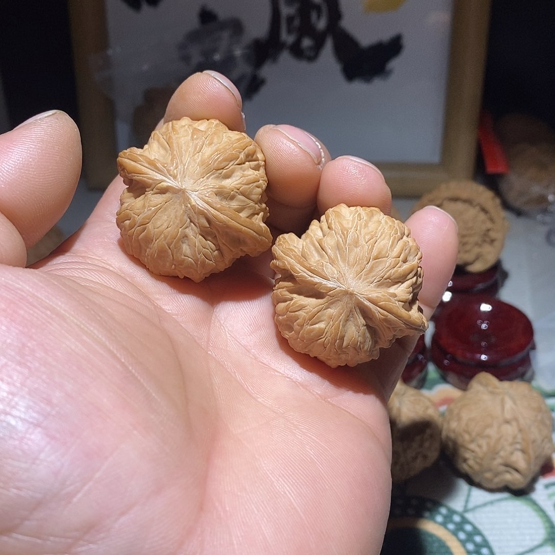 文玩核桃把件40磨盘