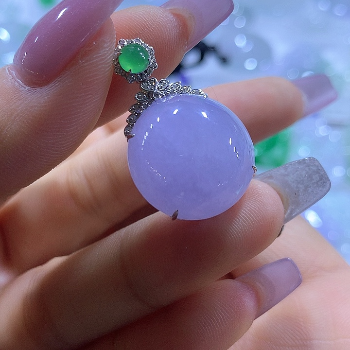 翡翠18K金镶嵌颈饰天然翡翠A货吊坠