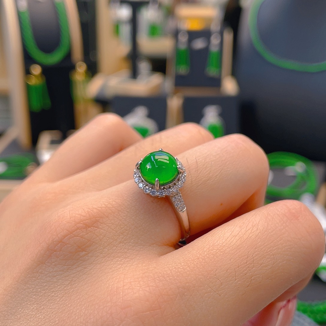 翡翠戒指银S925镶嵌蛋面