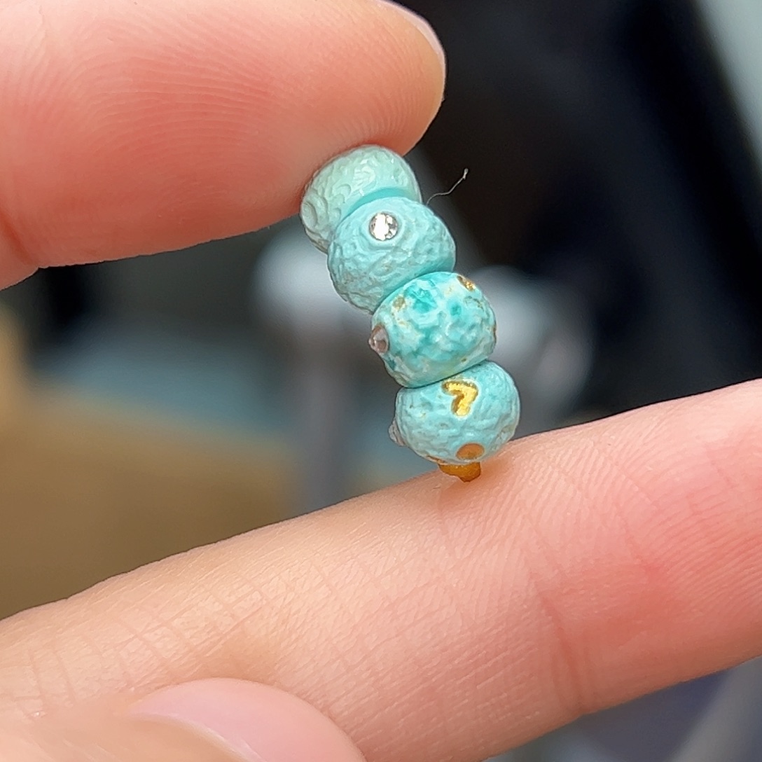 绿松石珠宝奇石18K金镶嵌