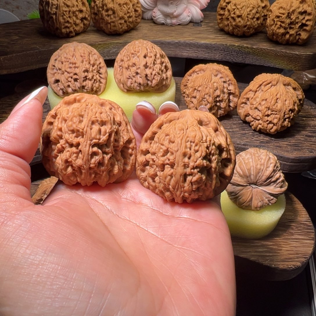 博***仔吊坠文玩核桃南疆石44