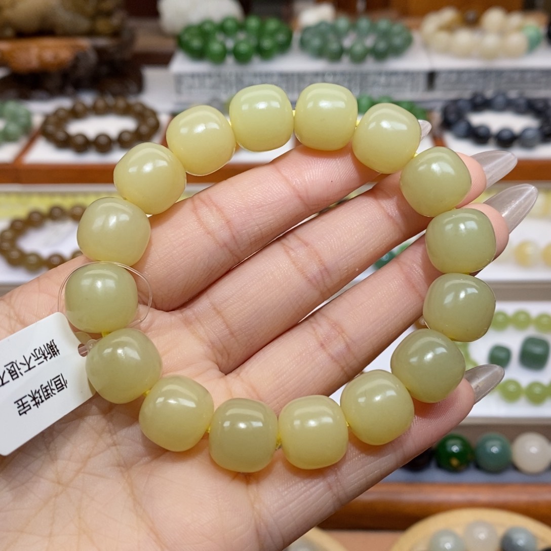 和田玉手串未镶嵌