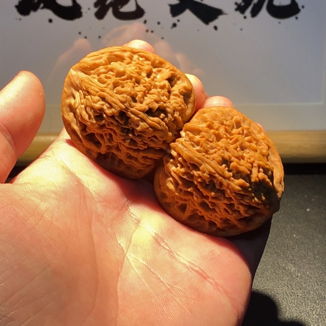 鸿***头手串/手链核桃南疆石43极品