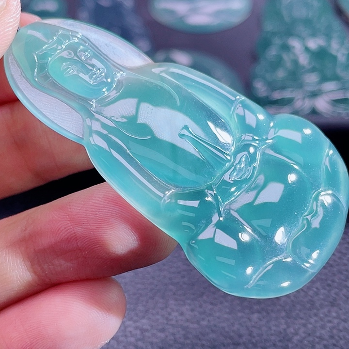 翡翠颈饰未镶嵌8888888888