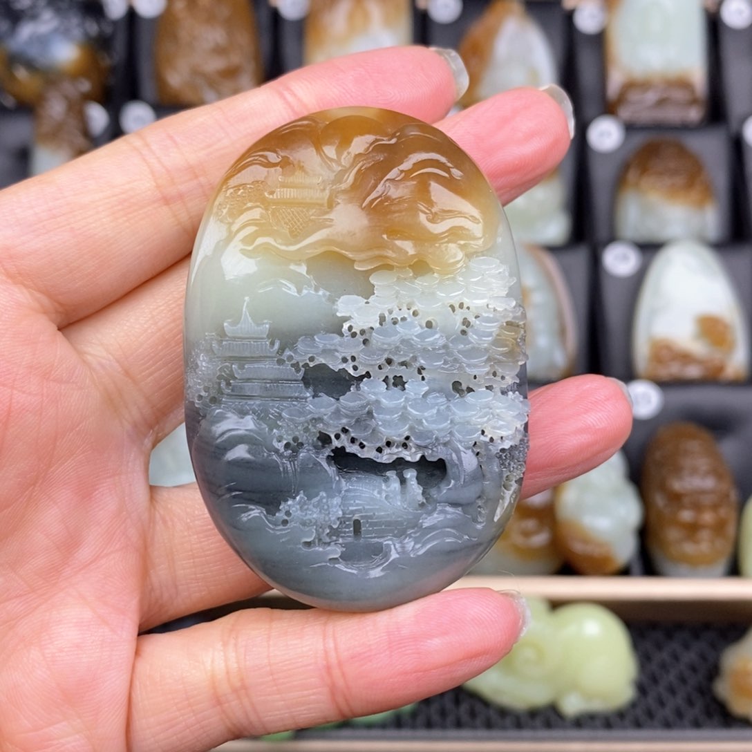 和田玉颈饰未镶嵌