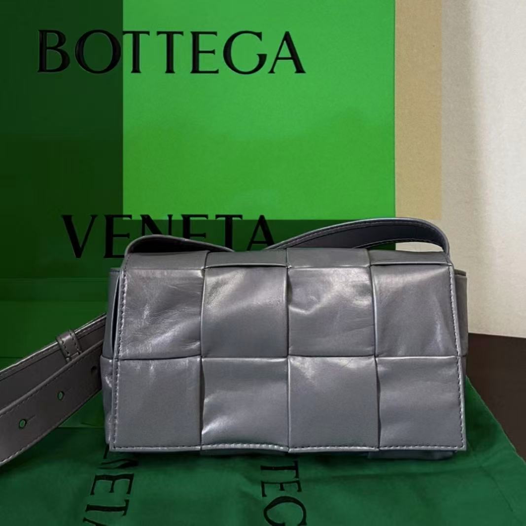 BOTTEGA VENETA/葆蝶家 单肩包 灰色8格单肩包 mx7909/2506