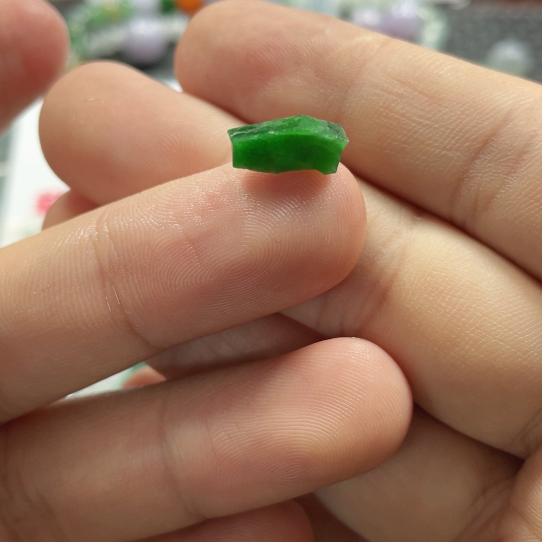 定制翡翠未镶嵌翡翠