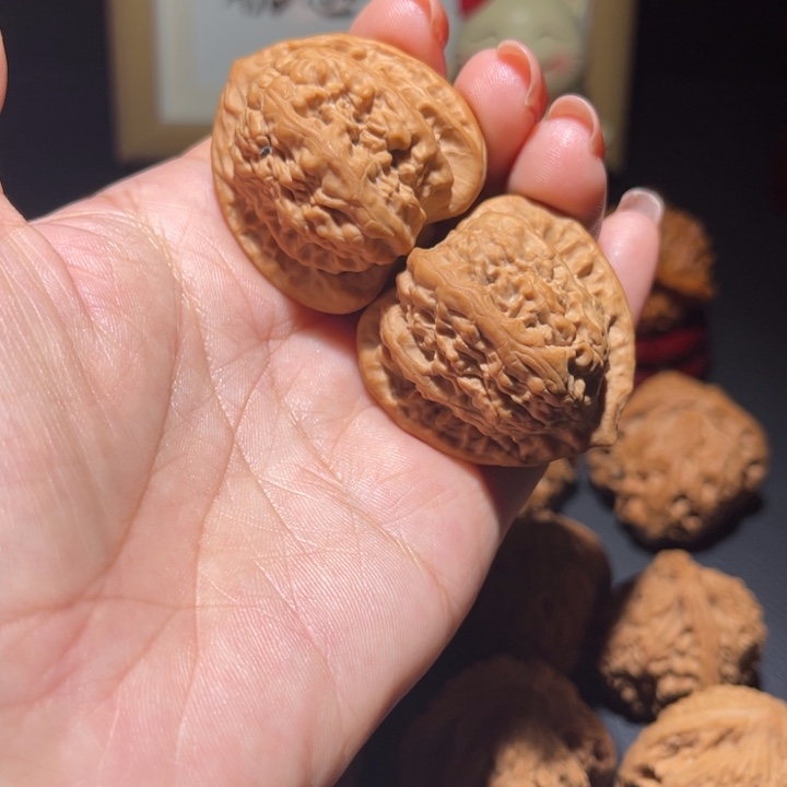 文玩核桃把件獒*蚂蚁沟36