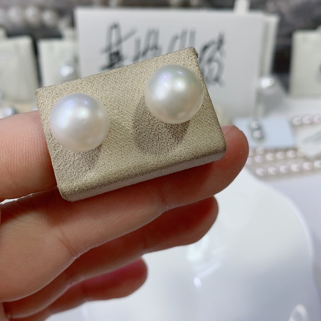 海水珍珠耳饰18K金镶嵌