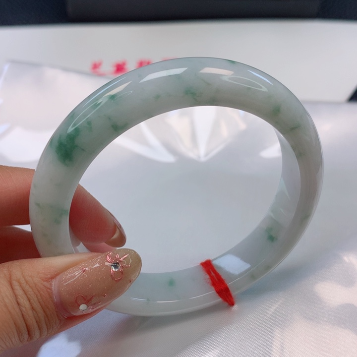 翡翠手镯未镶嵌Y****D57圈