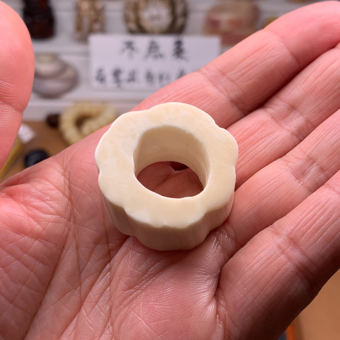 驼骨把件天天都在盘  