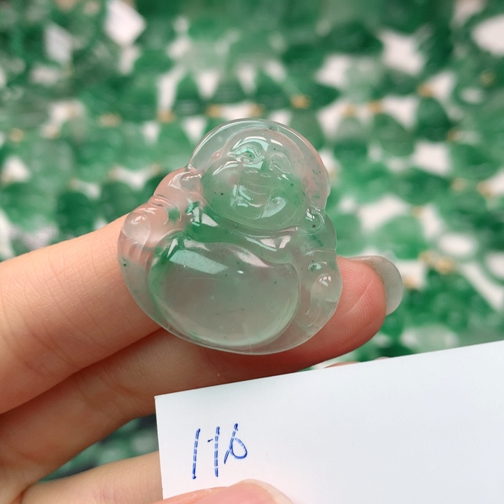 石英质玉颈饰未镶嵌